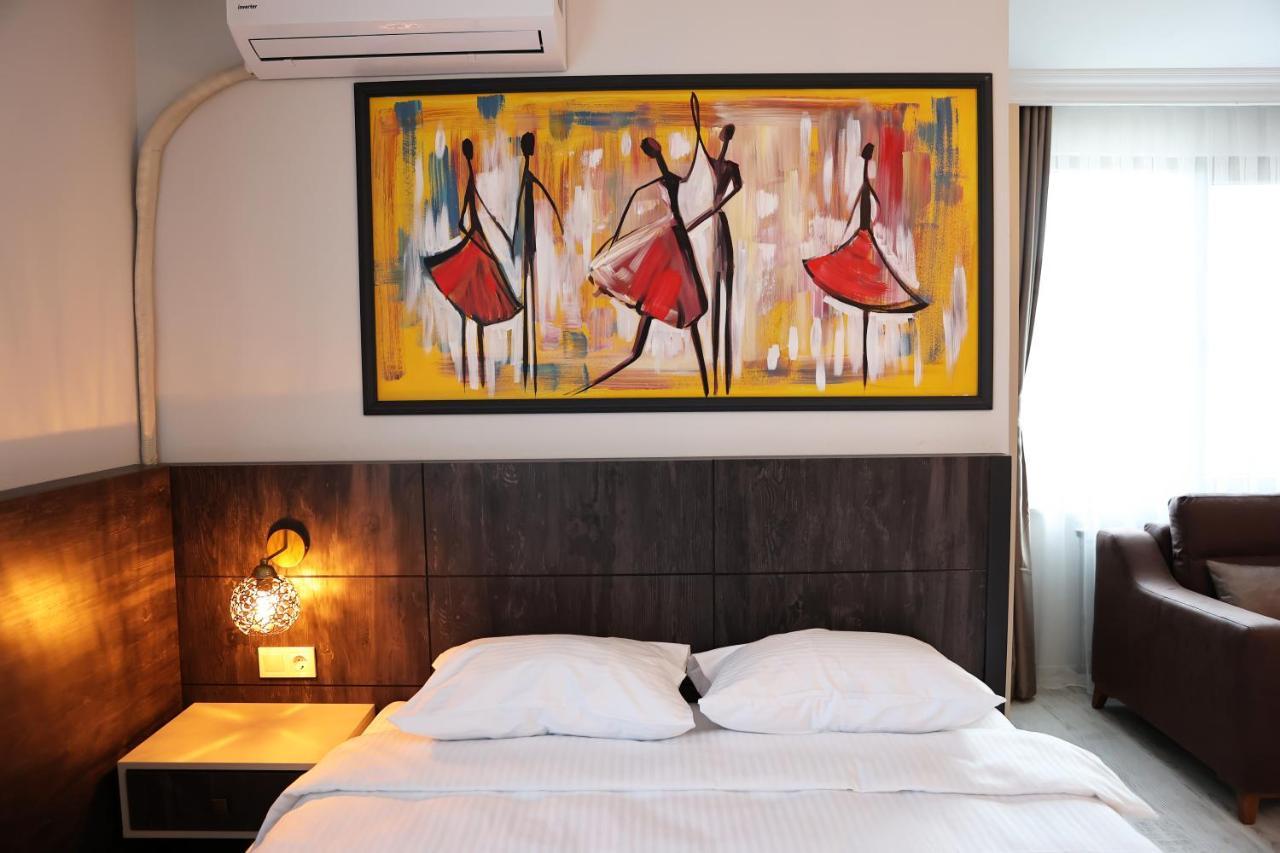 Sar-per Hotel *